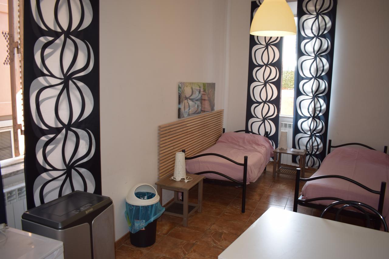 Hotel Sandy Rom